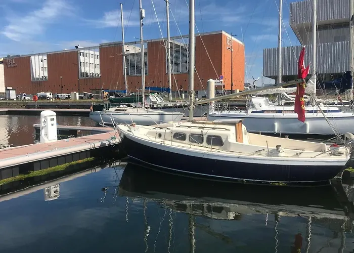 Botel Baroudeur Des Mers